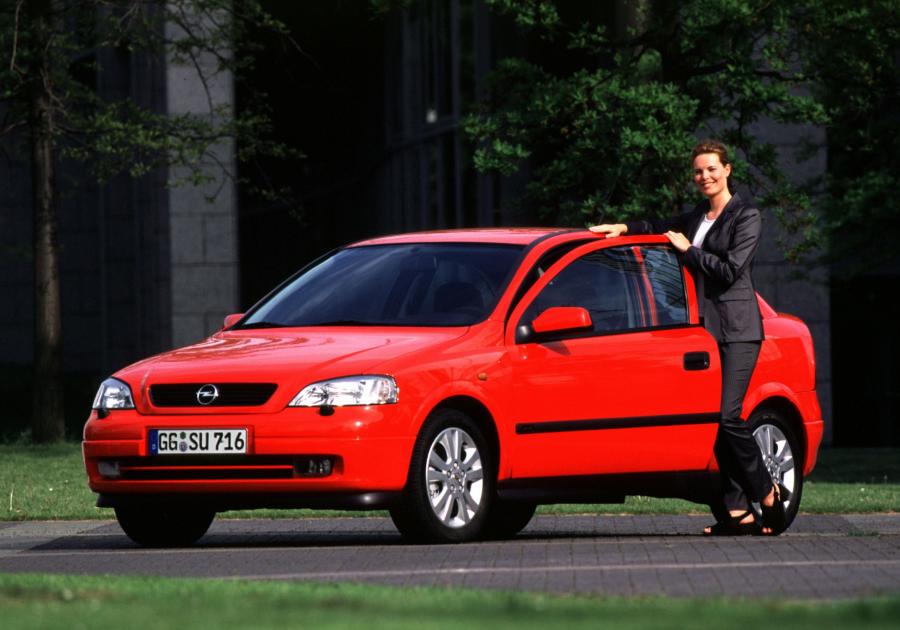 Opel Astra DTI 3-Door (G) '1999